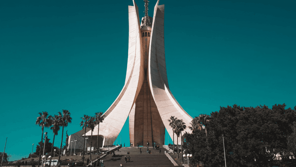 L’Algérie : vers une nouvelle puissance économique et diplomatique