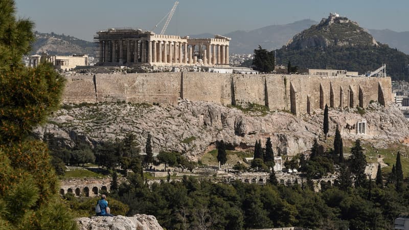 « Une mauvaise image »: la Grèce s’indigne contre une publicité d’Adidas utilisant l’Acropole d’Athènes