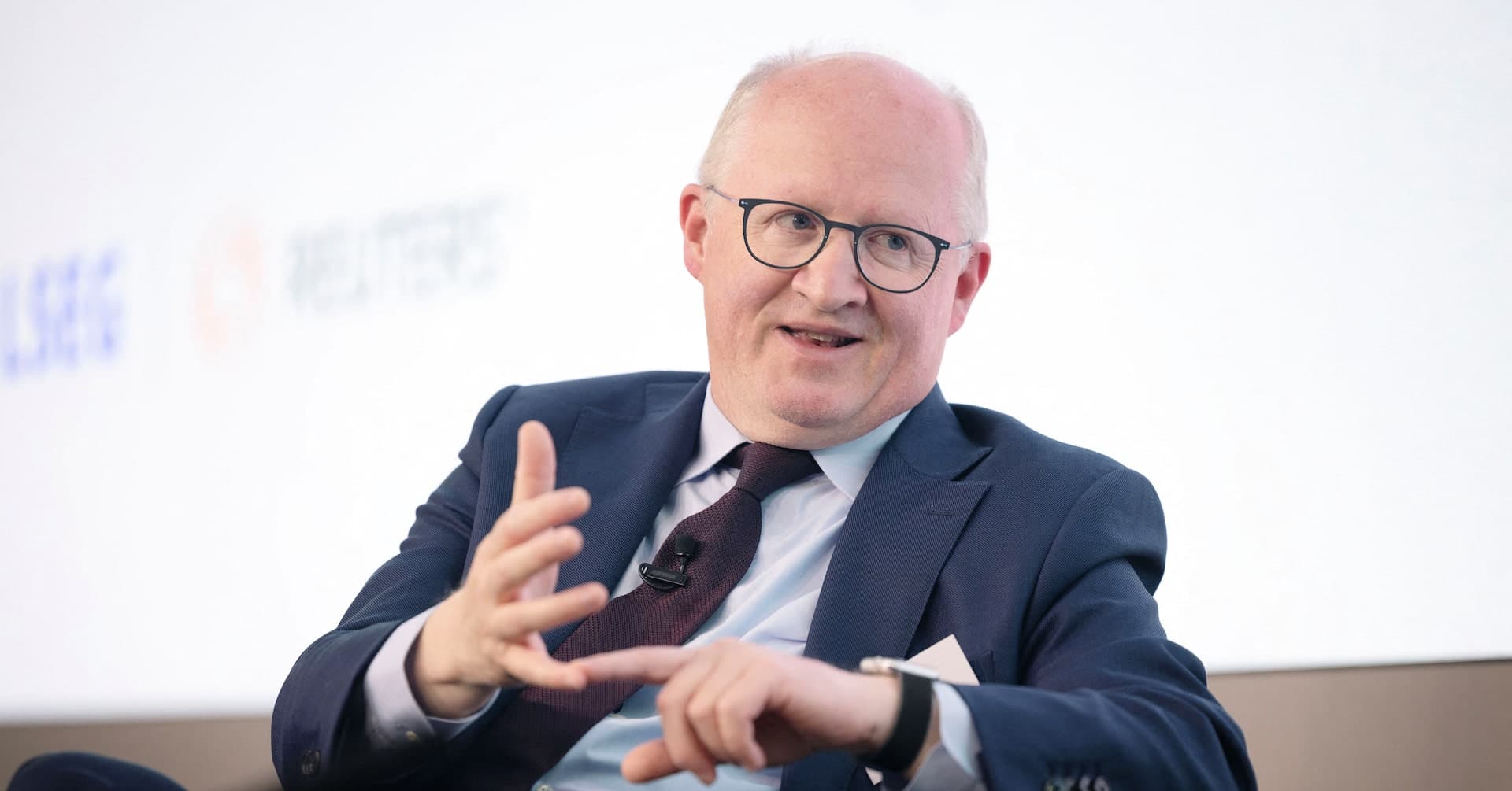 La dernière baisse des taux de la BCE aidera l’inflation à 2%, dit Lane