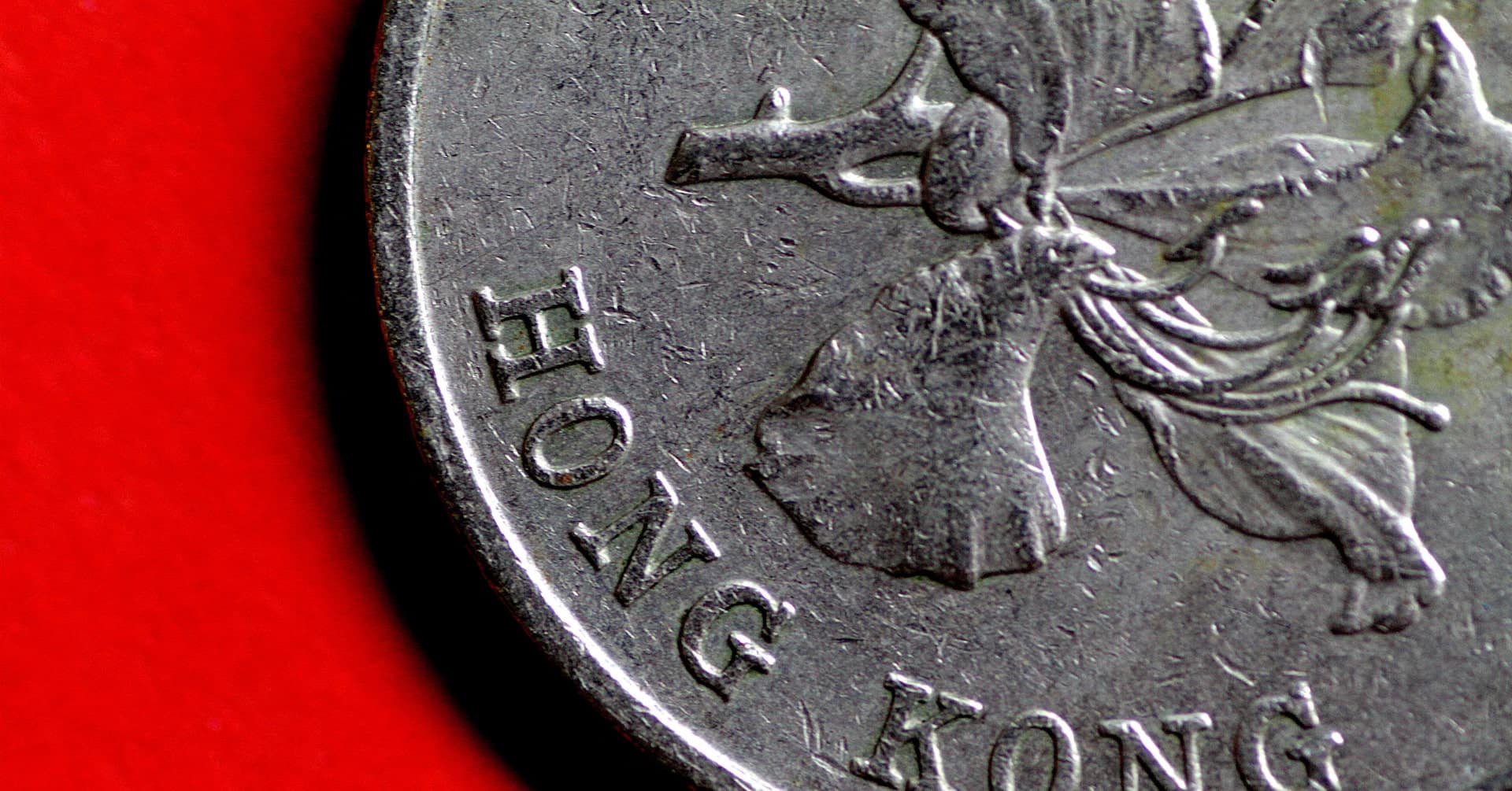 Quand les chevilles volent: les turbulences induites par Trump frappe le dollar de Hong Kong, les taux d’intérêt