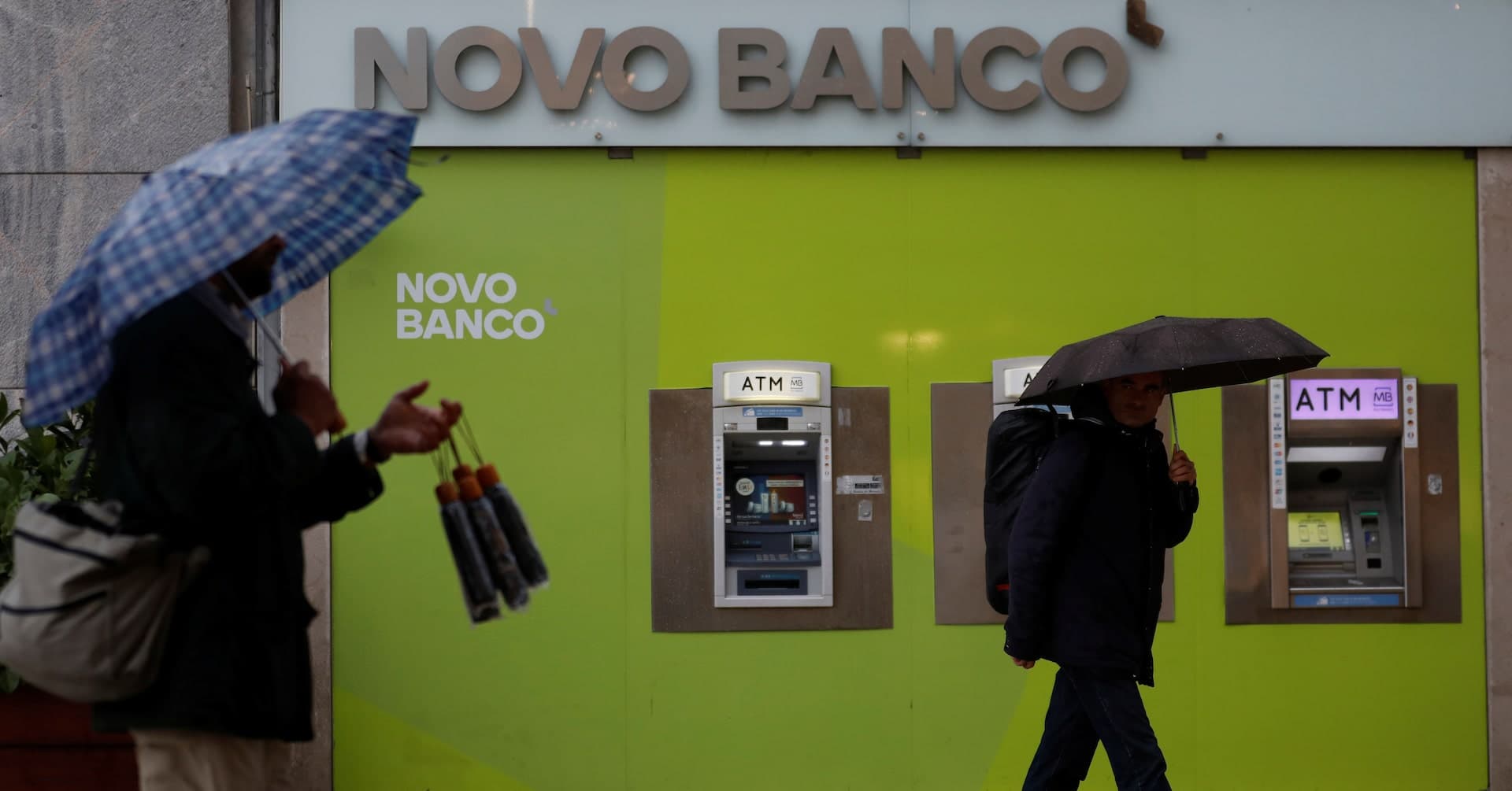 Les actionnaires de Novo Banco modifient les statuts pour une éventuelle introduction en bourse, disent des sources